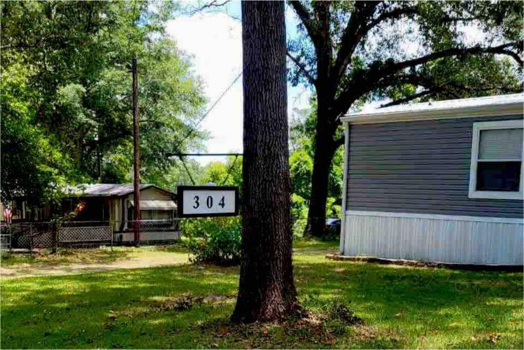 Fishermans Retreat With Patio At Lake Sam Rayburn Villa Brookeland Bagian luar foto